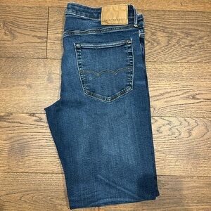 34x34 American Eagle Blue Jeans